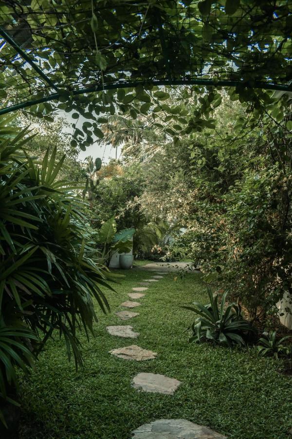 Casa Gitano Hotel Ahangama Buitenkant foto