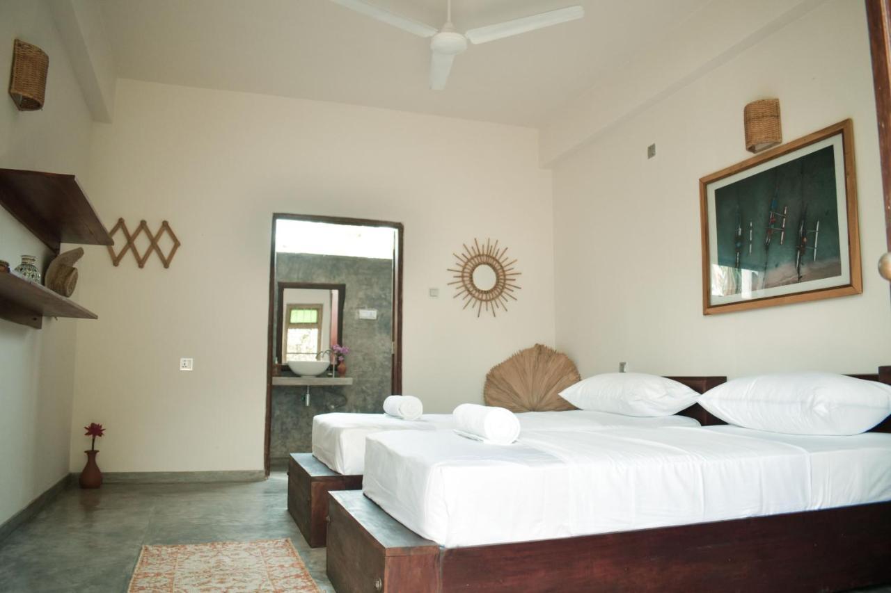 Casa Gitano Hotel Ahangama Buitenkant foto