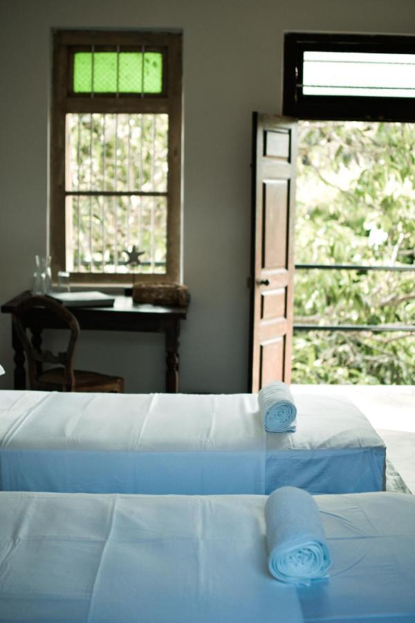 Casa Gitano Hotel Ahangama Buitenkant foto