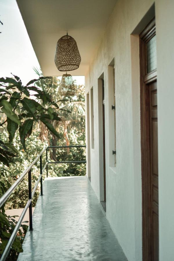 Casa Gitano Hotel Ahangama Buitenkant foto
