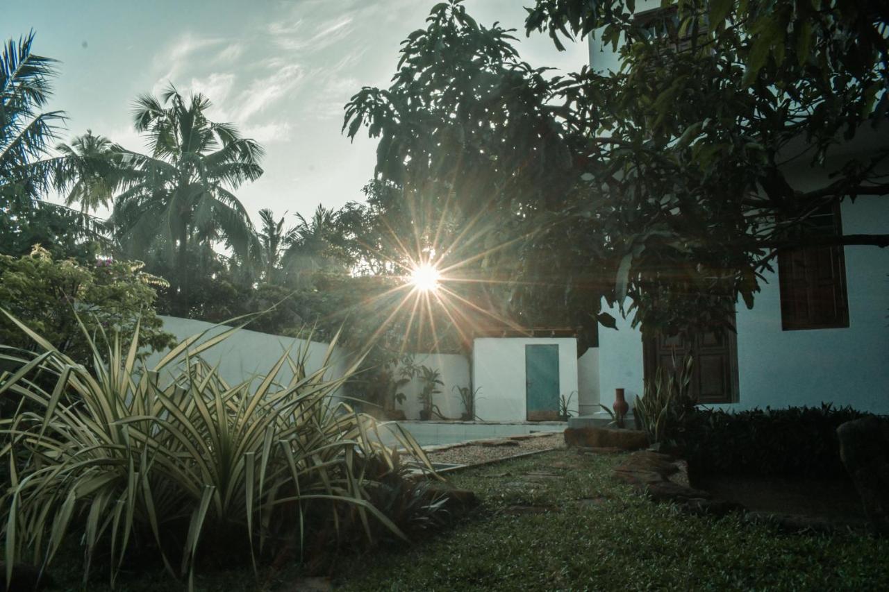 Casa Gitano Hotel Ahangama Buitenkant foto